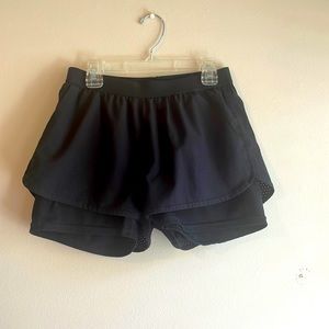 Pants Store (unsure about size, but I think womens s/m) Black Shorts